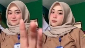 Viral Ibu Guru Salsa Yang lagi Rame 320x180 1