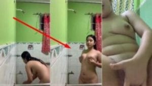 Dedek Kamila Chubby Perawan Abis Mandi Sange Colmek 320x180