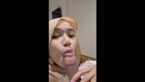 Sepongan Nikmat Uhkty Nakal 320x180