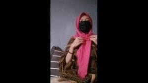 Nina Asanti Jilbab Pink Colmek Pake Terong Sampe Muncrat 320x180