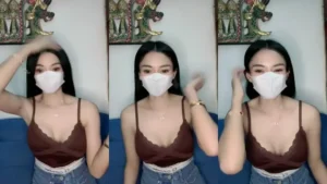 Live Pamer Uting Nenen Dapat Gift