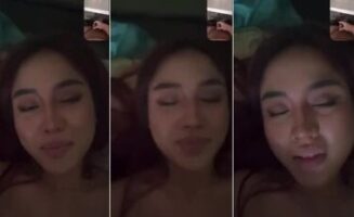 Bokep Indo Pacar Lagi Sange Ngajakin VCS