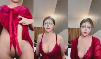 Bokep Indo Tante Pake Baju Dinas Merah Toket Besar Menggoda