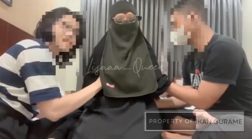 Bokep Indo Ukhti Bercadar Melayani 2 Brondong